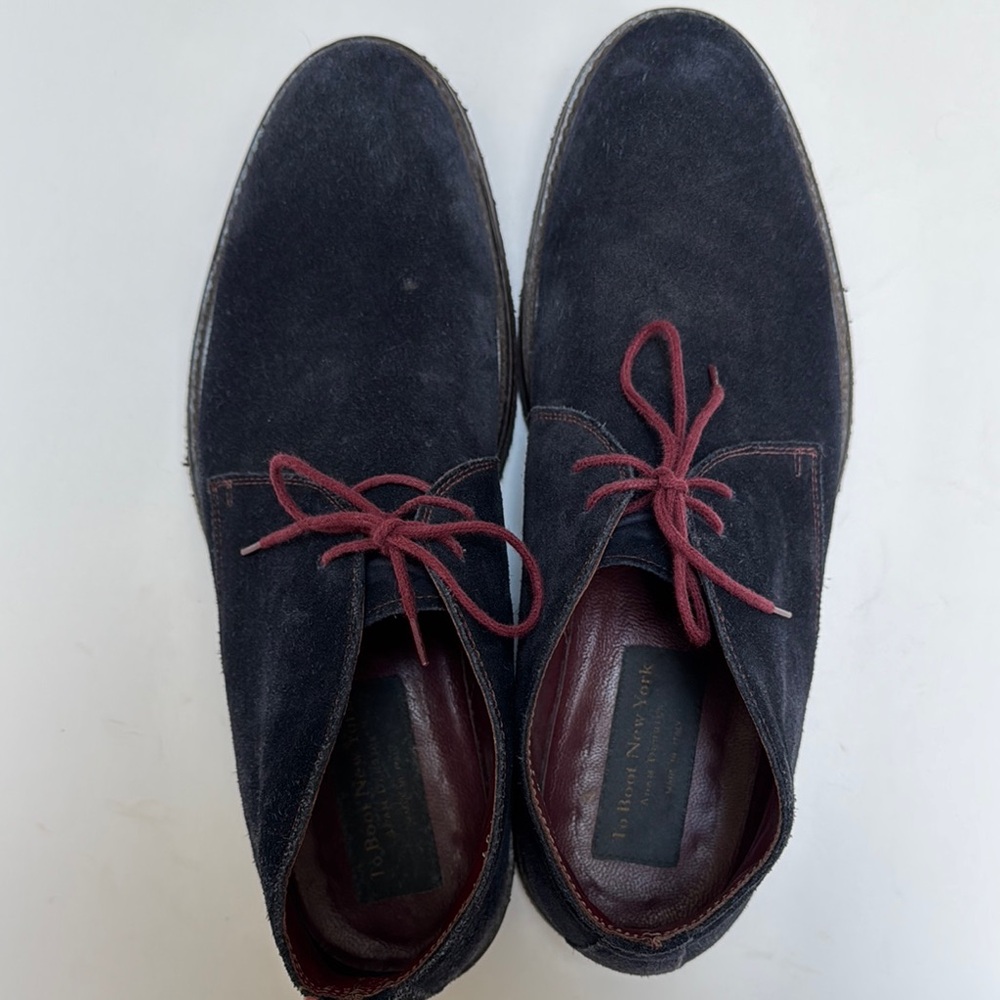 To Boot Black and Red Chukka Boots Sleek Design